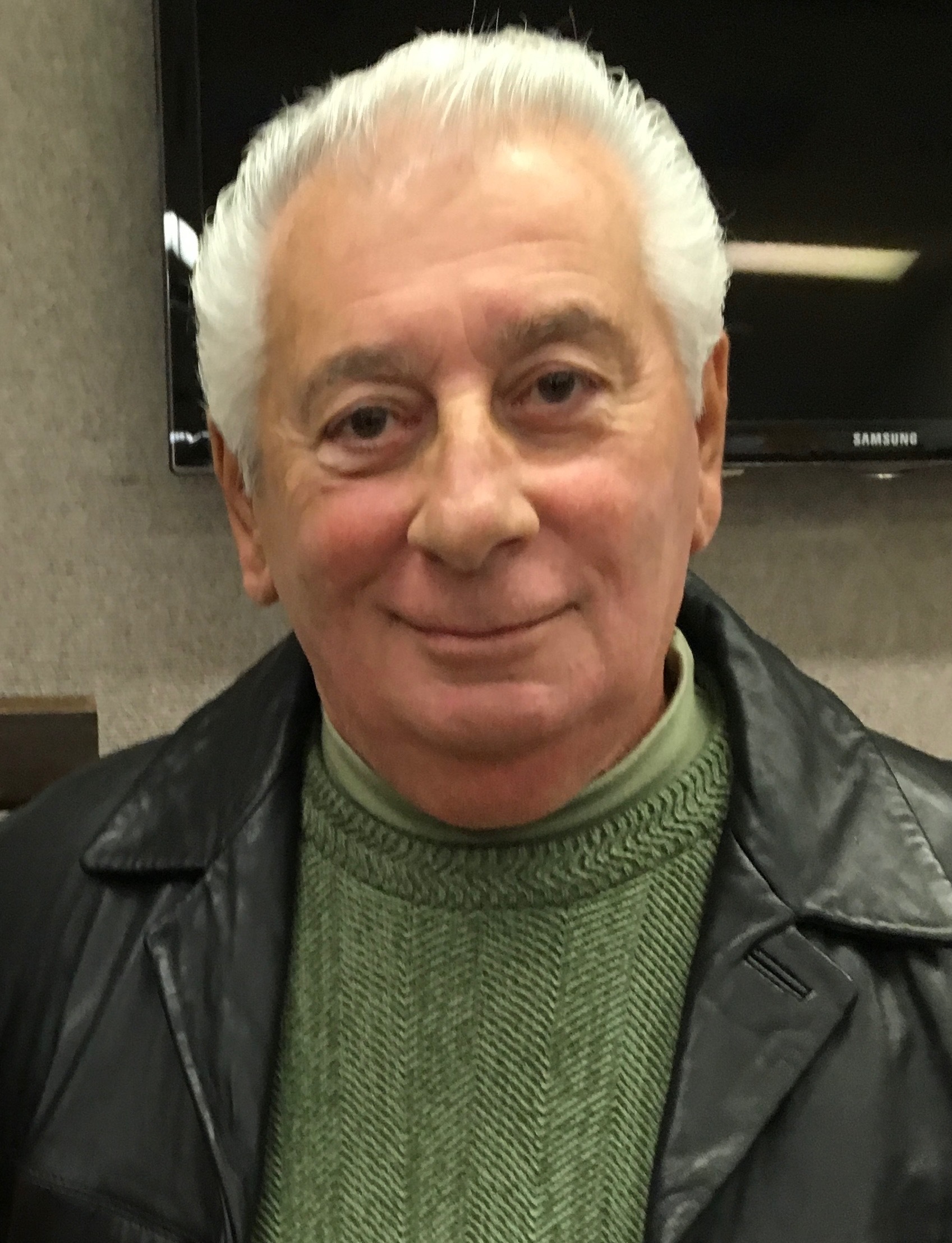 Joe  Guarnieri